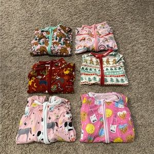 Little Sleepies 6-12 month zippy bundle!